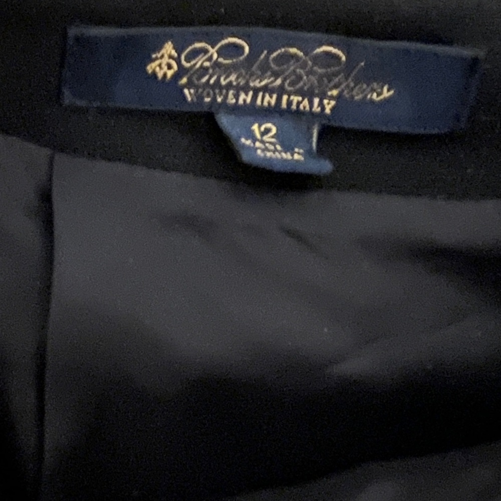 Brooks Brothers crepe pleated skirt - Picture 5 of 5